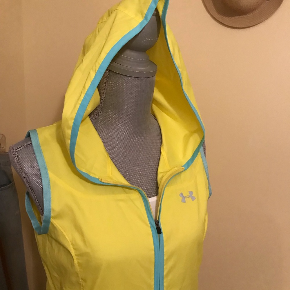 Under Armour hoodie vest - Picture 4 of 8